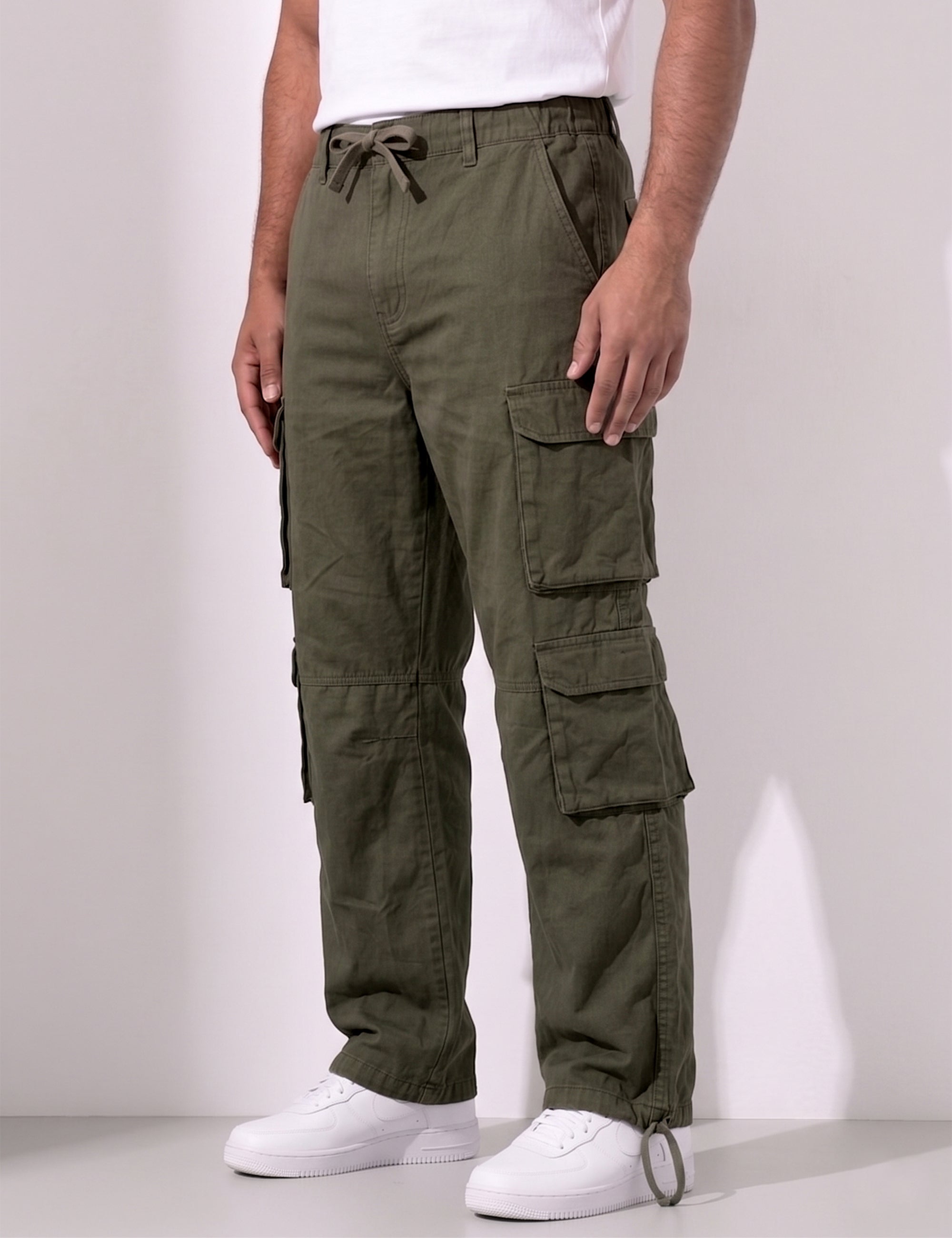 Olive Green Men Elasticated Waist Drawstring Closure Cargo Pant