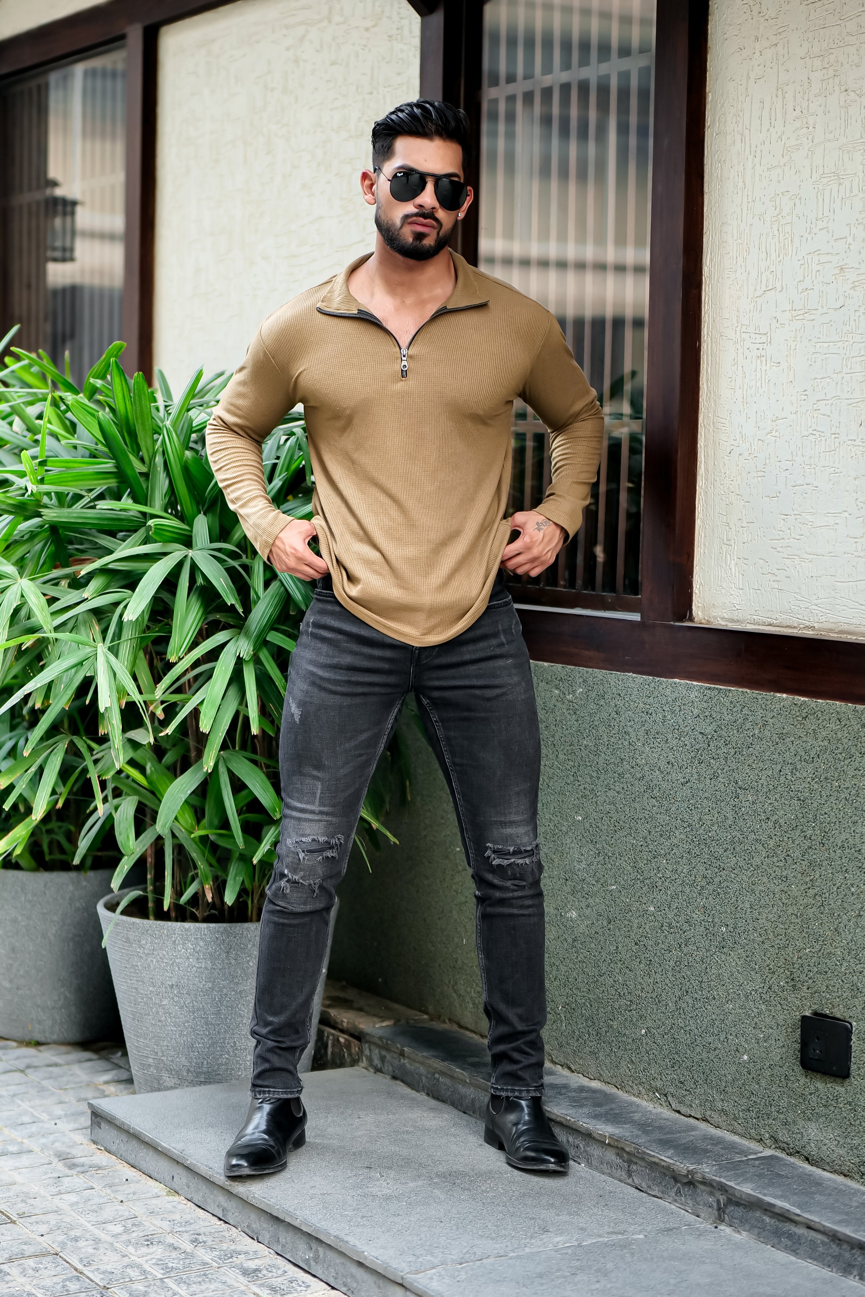 Golden Waffle Self Design Zipper T-Shirt