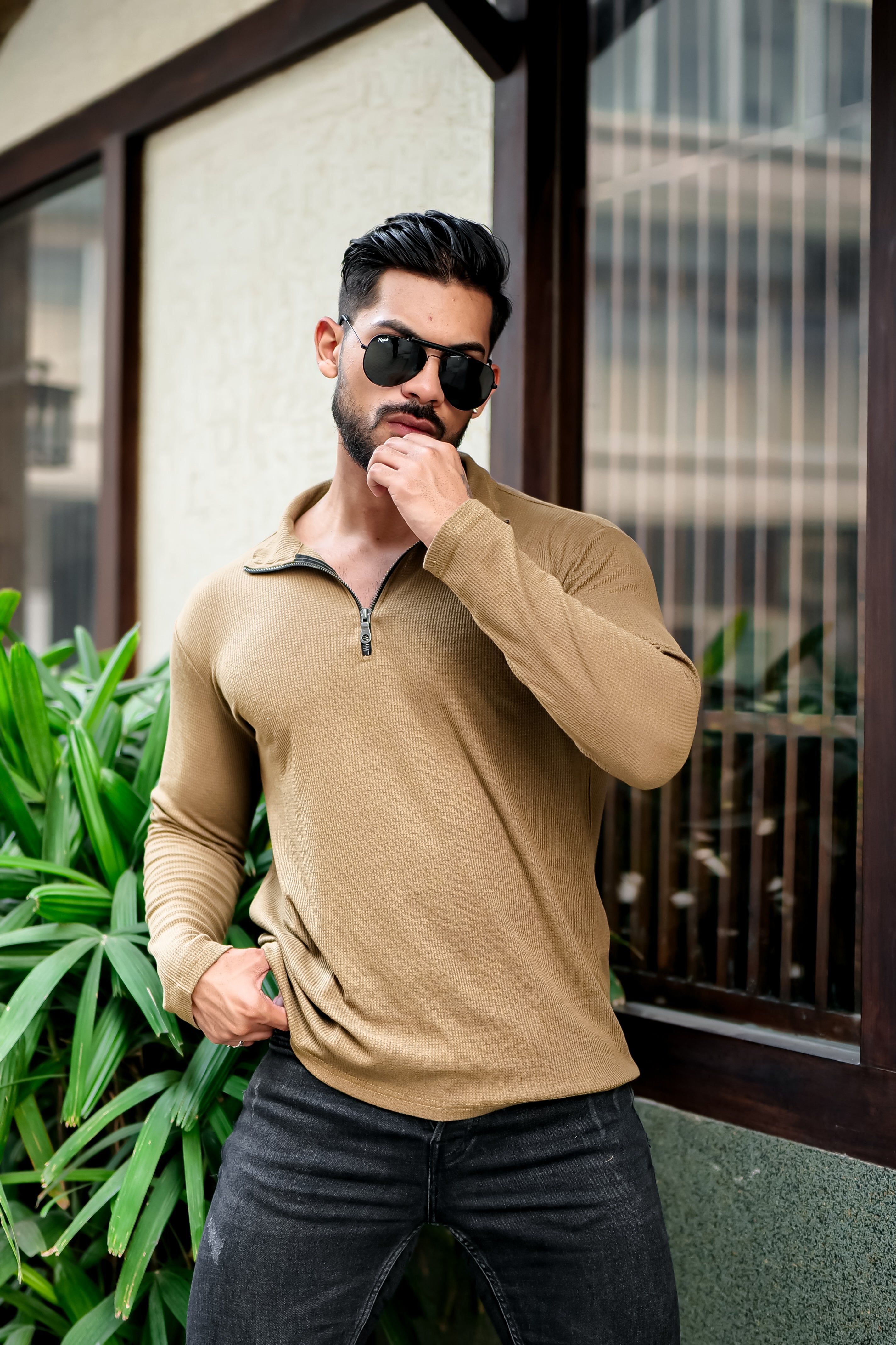 Golden Waffle Self Design Zipper T-Shirt