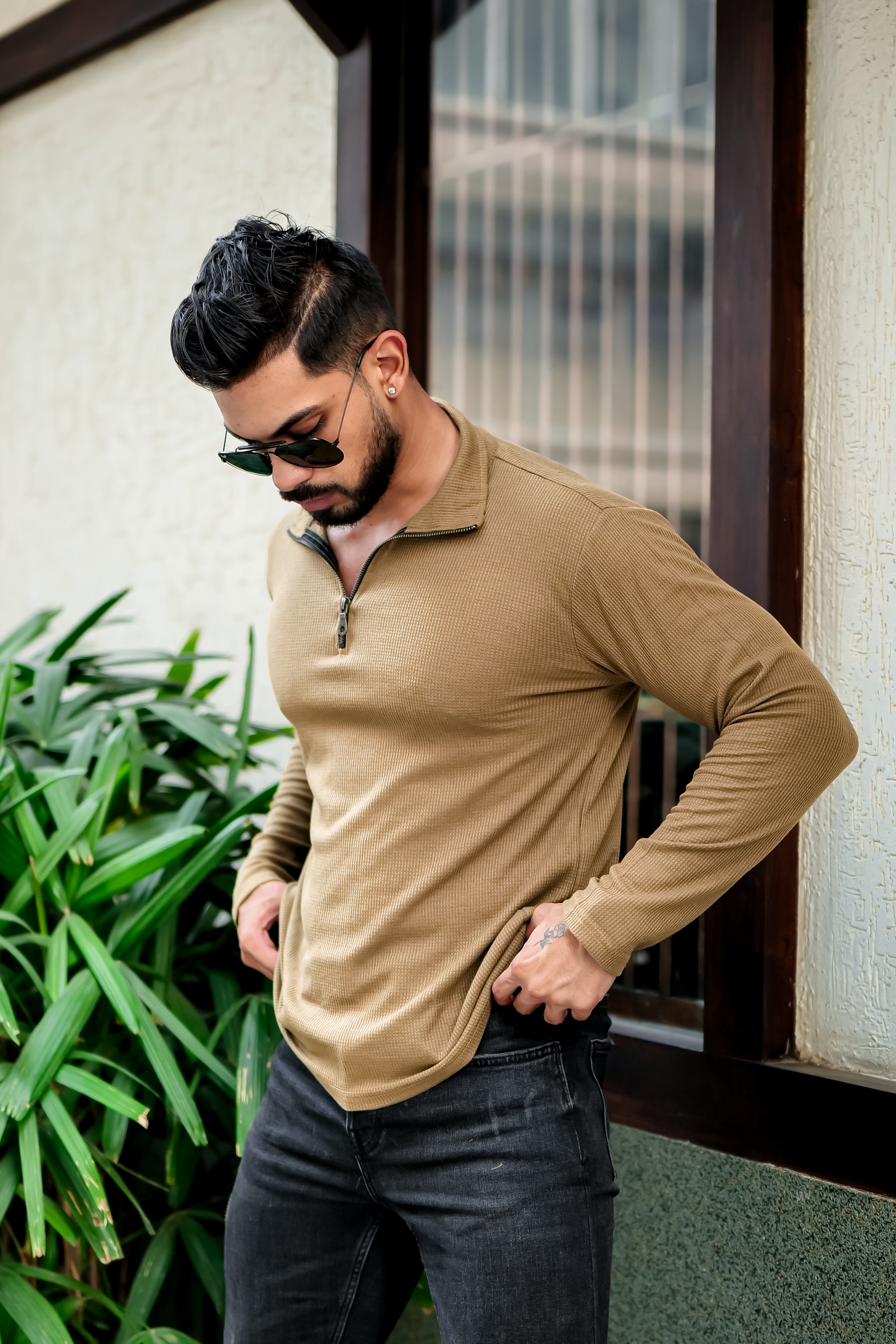 Golden Waffle Self Design Zipper T-Shirt