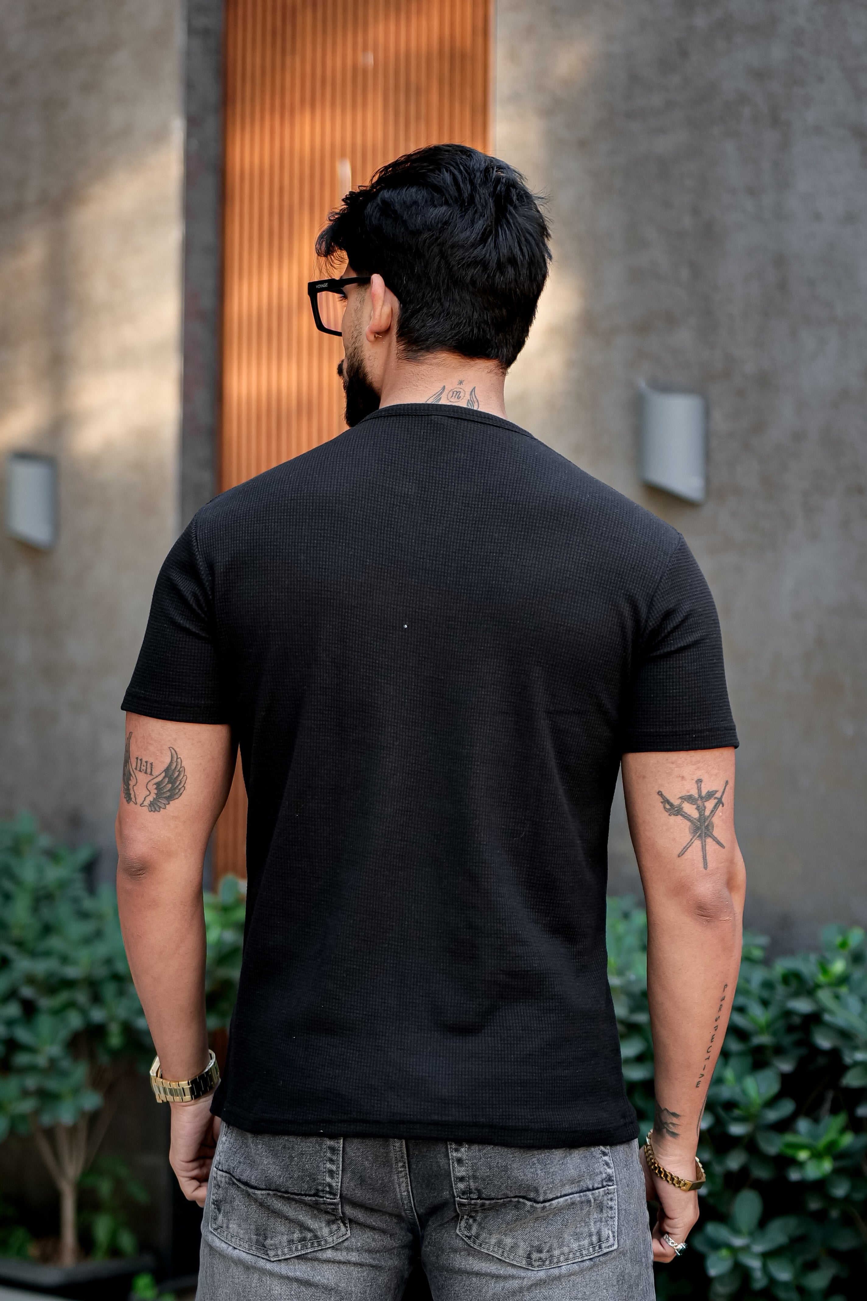 Black Waffle V Neck T-Shirt