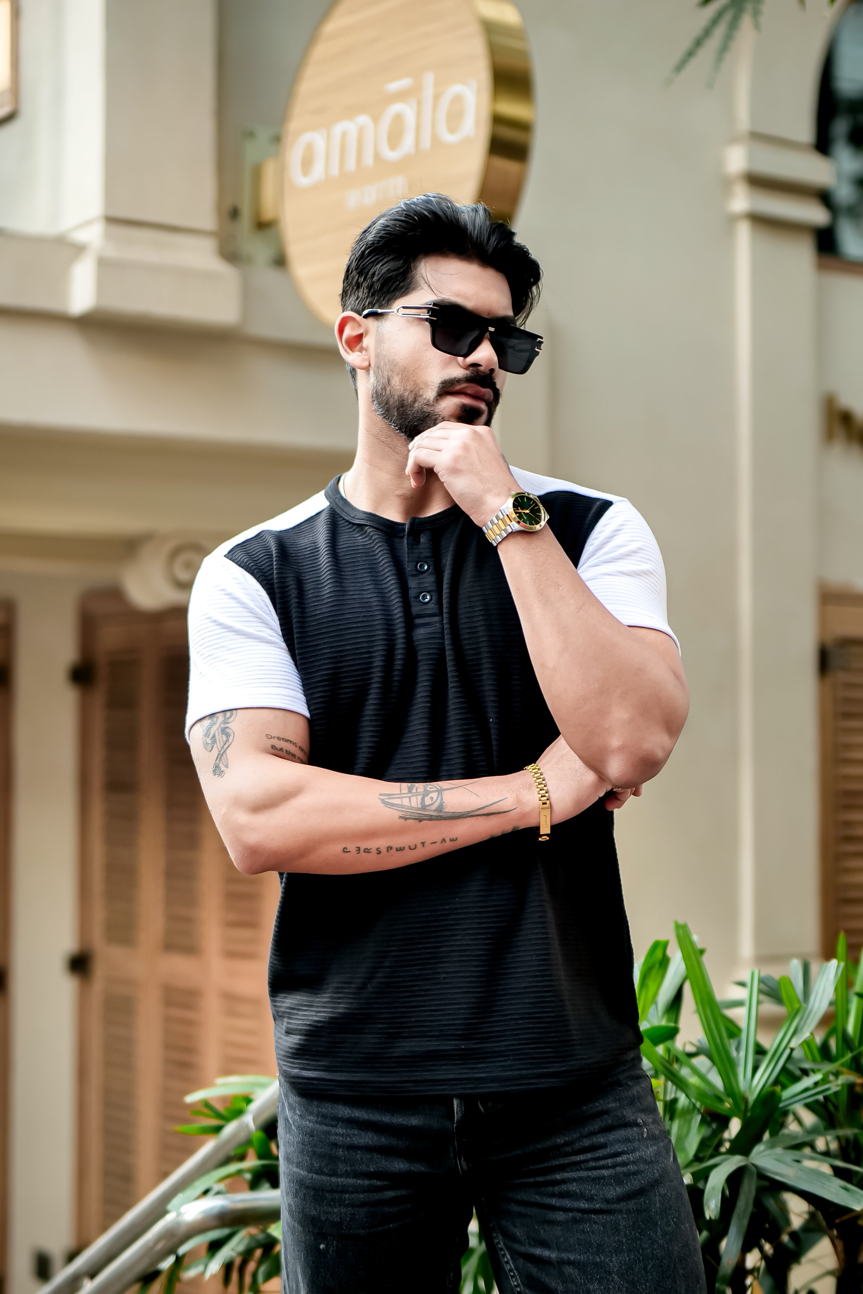 Black Self Design Colorblock Henley T-Shirt