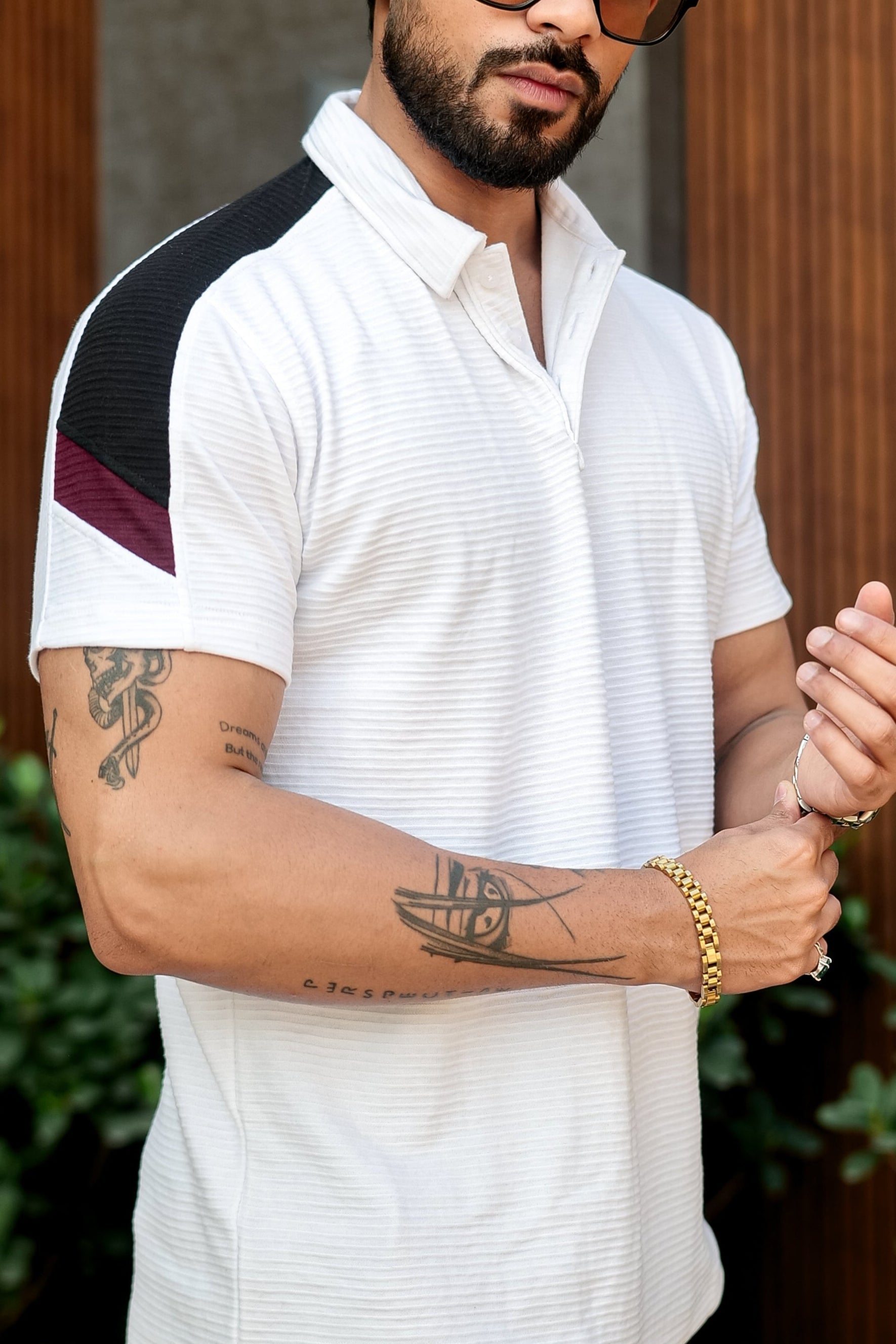 White Colorblock Self Design Polo Collar T-shirt