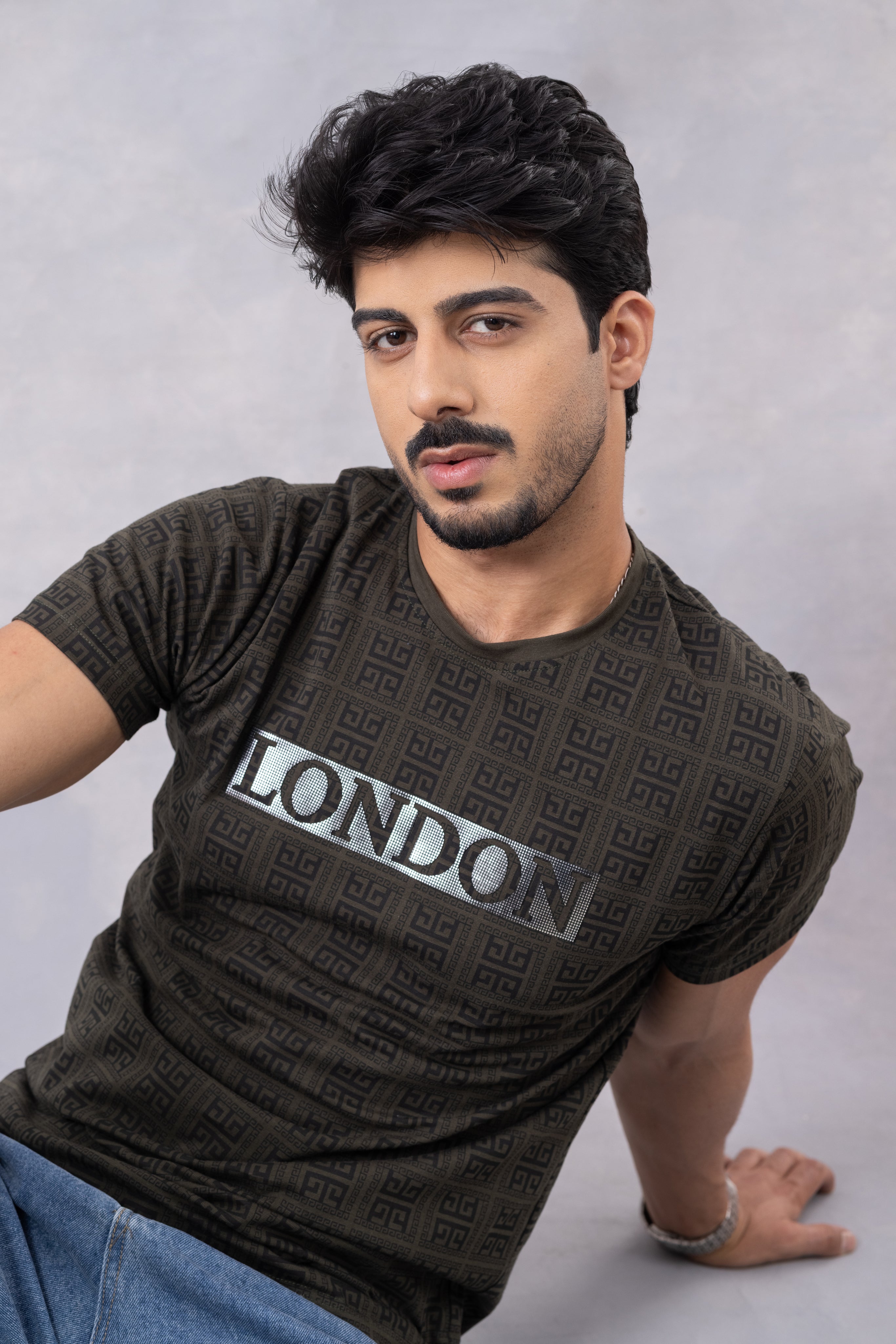 Green "London" Half Sleeve Round Neck T-Shirt